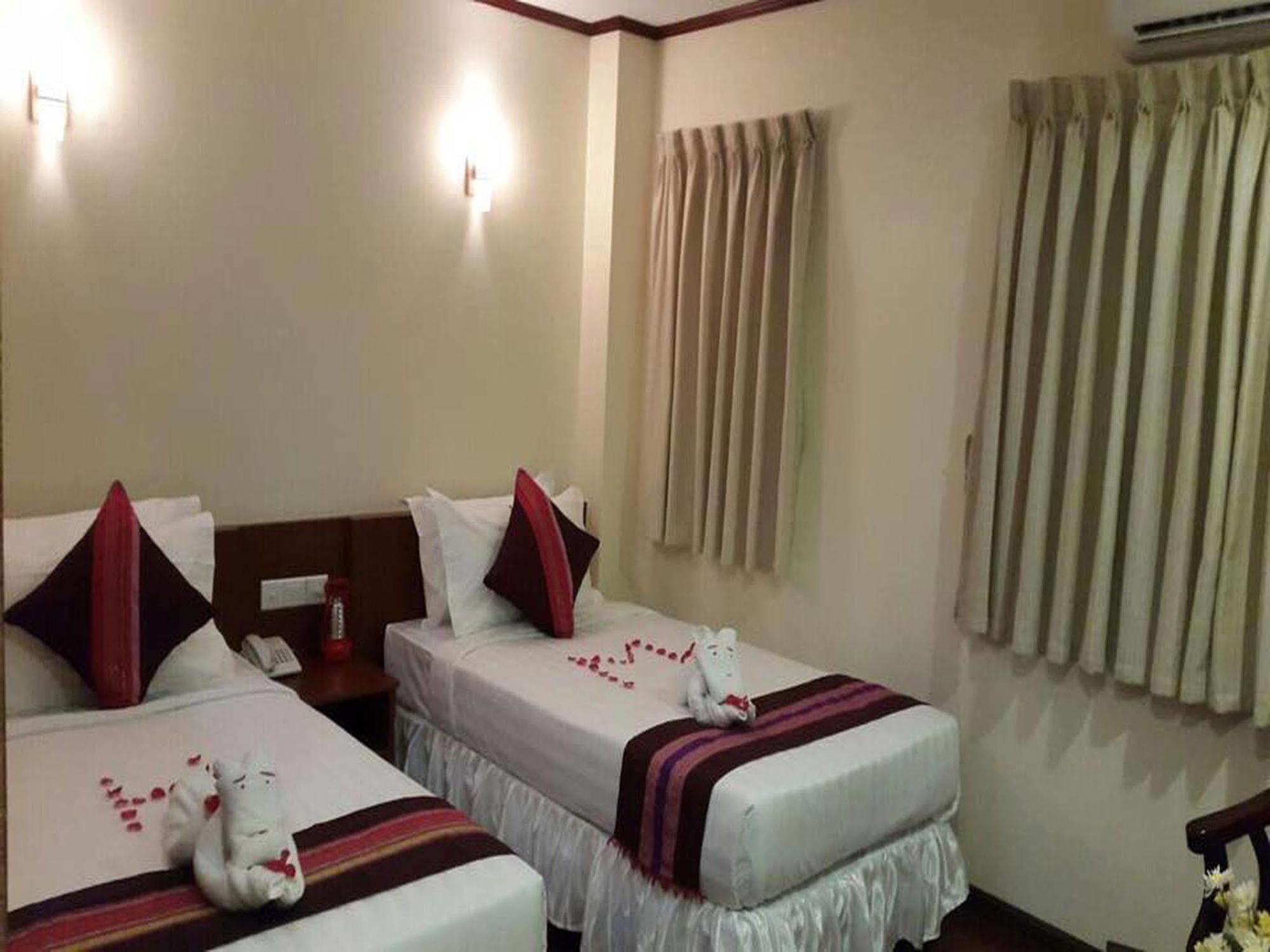Hotel Memory Sittwe Eksteriør billede